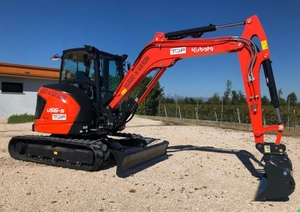Mini-excavatrice neuve de 5,5 tonnes U56-5 à bras court pour travaux de construction urbaine - Product Image 3