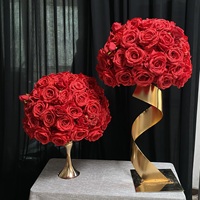 Arrangement de fleurs artificielles pour mariage RHD, décoration de table, grande boule de fleurs en soie rouge, blanche, ivoire et verdure