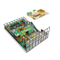 Centre d'activités intérieur combiné avec piscine à balles, trampoline, structure d'escalade, salle de classe, espace sensoriel, personnalisable pour enfants