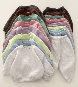 Базовый осенне-зимний комплект оверсайз унисекс для малышей: французский махровый спортивный костюм из 2 предметов, комплект для детей - Product Image 1