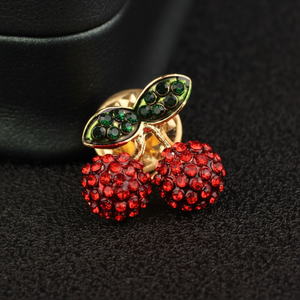Cherrypin di lusso alla moda spilla carina frutta ciliegia e pesca Design per colletto e camicia 7 stelle senza esposizione - Product Image 1