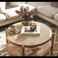 Nordischer Rattan-Couchtisch Massivholz Runde Ecken Modern Maßgefertigt für Wohnzimmermöbel