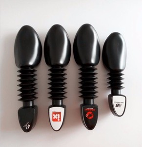 Embauchoirs ajustables en carton, caoutchouc et plastique, noirs, avec logo personnalisé, pour hommes et femmes, en cèdre, <span class=keywords><strong>grande</strong></span> <span class=keywords><strong>taille</strong></span>, vente en gros, nouveau modèle, pas cher - Product Image 4