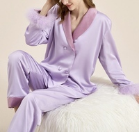 Vêtement de nuit en satin uni super doux et respirant avec un tempérament féminin et des manches longues pour femmes