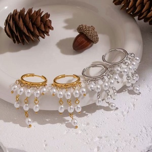 Boucles d'oreilles à pampilles multi-couches en perles d'eau douce naturelles de haute qualité Moshine, plaqué or en acier inoxydable, mode européenne pour femmes - Product Image 5