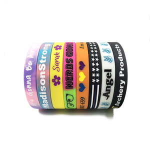 สร้อยข้อมือซิลิโคนพิมพ์12mm สายรัดข้อมือซิลิโคนแบบเรียบกำหนดเอง - Product Image 1