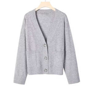 Pull en tricot personnalisé, couleur unie, hiver, décontracté, col en V, tricot à manches longues, cardigan en cachemire pour femmes - Product Image 2