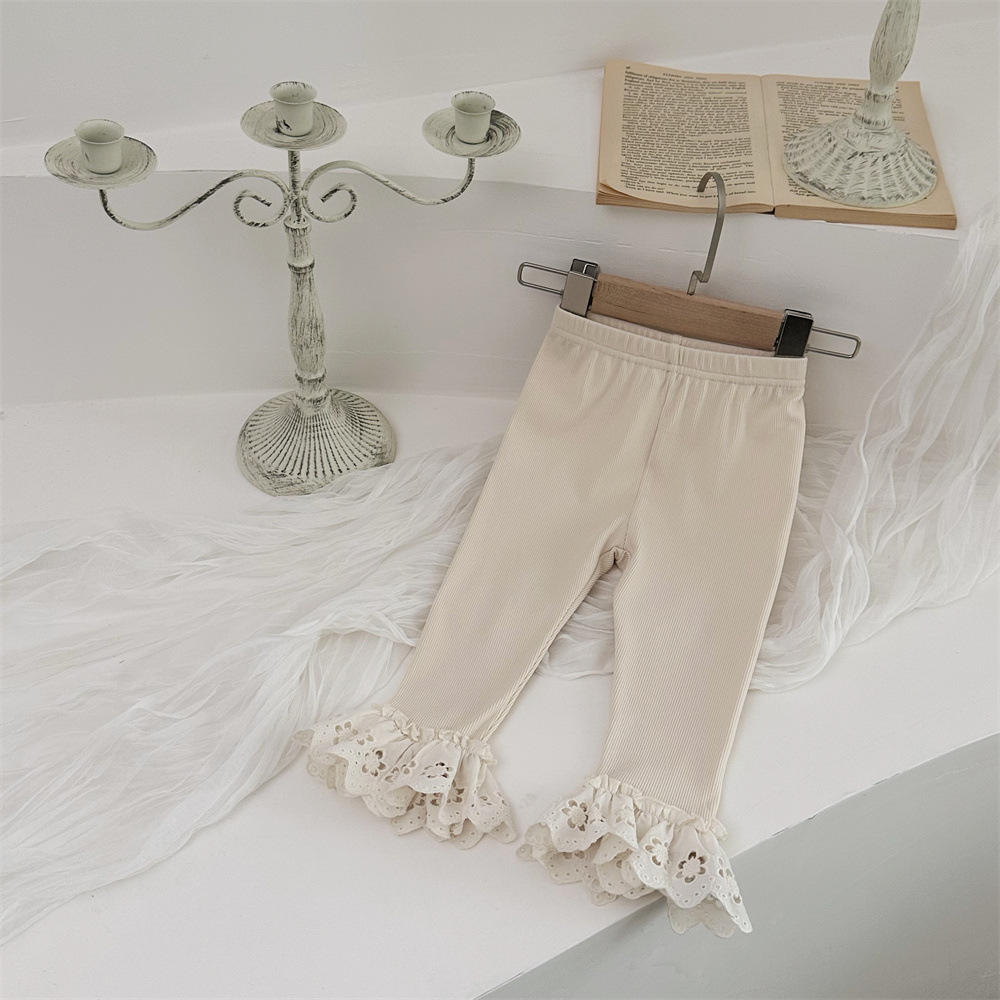 Beige foot trumpet lace thin pit leggings