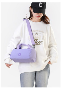 Sac de voyage léger et tendance en tissu imperméable, multi-compartiments, avec coussin intégré, idéal pour le sport et les loisirs, à porter en bandoulière ou sur l'épaule - Product Image 5