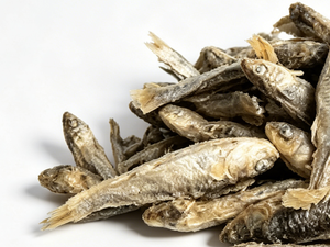 Friandises de poisson séché pour chats et chiens, riches en protéines, naturelles, petites collations de poisson riches en oméga 3 pour la santé de la peau et du pelage des animaux. - Product Image 2