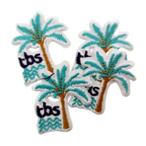 Patchs brodés personnalisés de haute qualité en gros, thermocollants ou à coudre, grandes lettres, patchs brodés en tissu éponge - Product Image 1