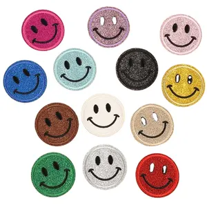 Groothandel 55Mm Dia. Glimlach Gezicht Patches Doek Stickers Decoratieve Ijzer Op Borduurwerk Pailletten Patches Voor Kleding