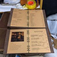 Porte-menu personnalisé en cuir PU vintage, avec logo en relief, pour cocktails et vins, idéal pour bar, lounge, restaurant