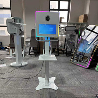 Desain Baru Cermin Ajaib Layar Sentuh 15,6 Inci untuk Selfie Booth dengan Printer, Photo Booth Cermin Pernikahan 2026