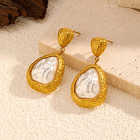 Boucles d'oreilles pendantes en acier inoxydable plaqué or 18 carats, imitation perle baroque, style français martelé, bijoux pour femmes