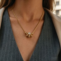 Collier Gaovo de style classique haut de gamme en acier inoxydable plaqué or 18 carats avec zircon et chaîne en bambou, design minimaliste et luxueux pour femmes