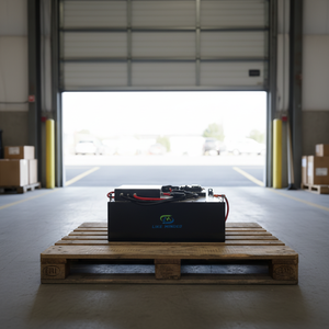Enerji Verimli Forklift Lityum Pil 76.8V 210Ah Düşük İç Dirençli LiFePO4 2000 Döngü Ömrü -20~55 Çalışma Sıcaklığı - Product Image 1
