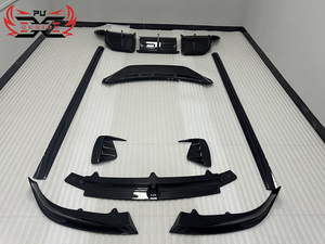 Kit Carrozzeria Stile F per <span class=keywords><strong>Audi</strong></span> <span class=keywords><strong>E</strong></span>-<span class=keywords><strong>TRON</strong></span> <span class=keywords><strong>GT</strong></span>: Labbro Anteriore, Presa d'Aria Anteriore, Minigonne Laterali, Diffusore Posteriore <span class=keywords><strong>e</strong></span> Alettone in Fibra di Carbonio Secca con Design PU per Aggiornamento Paraurti - Product Image 6