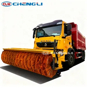 Camion de déneigement hydraulique Howo 6x4 avec épandeur de sel pour l'entretien routier hivernal - Product Image 1