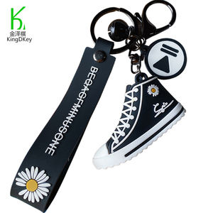 Porte-clés chaussures en PVC souple, 1 pièce, pendentifs de décoration pour clés de <span class=keywords><strong>Police</strong></span>, Lion, ours, tigre, pâquerettes, sac d'école, accessoires de Promotion - Product Image 5