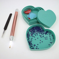 Offre Spéciale diamant peinture accessoire plateau en plastique diamant peinture kits pour artisanat perceuses placement diamant en forme de coeur plateau