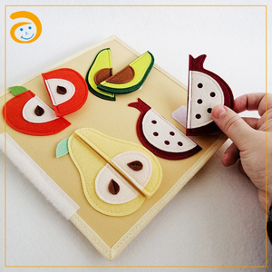 Livre d'activités sensorielles en tissu doux pour bébés et enfants, couverture en feutre éducative, jouet d'habillage silencieux - Product Image 6