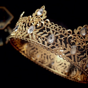 มงกุฎทรงกลมสไตล์บาโรกวินเทจ สีเพชร ทำจากโลหะผสมชุบทอง มงกุฎกษัตริย์ ประดับศีรษะ ทำจากทองแดง มงกุฎเจ้าสาวสำหรับงานแต่งงาน - Product Image 4