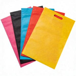 Sacs de courses écologiques réutilisables personnalisés en non-tissé découpé avec poignée découpée - Product Image 1