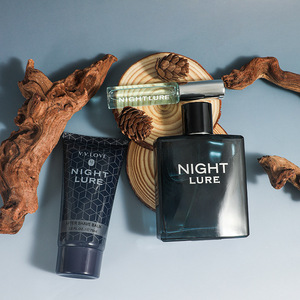 Set de <span class=keywords><strong>Perfume</strong></span> Masculino de Tono Amaderado de Tres Piezas para Comercio Exterior al por Mayor, Caja de Regalo Festiva, Tamaño Regular - Product Image 2