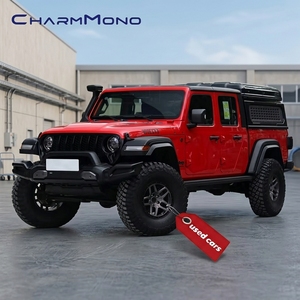 Jeep Gladiator 2024 <span class=keywords><strong>d</strong></span>'<span class=keywords><strong>occasion</strong></span>, haute performance, moteur turbo tout-terrain, conduite à gauche, 4x4, pick-up, sièges en cuir rouge foncé, pneus R17 - Product Image 1