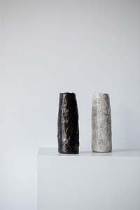 <span class=keywords><strong>Vase</strong></span> hydroponique de table en céramique artisanale de style chinois Huaijin pour l'arrangement floral zen et l'espace thé. - Product Image 5