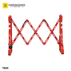 Barriera Stradale Espandibile Rossa Riflettente Portatile da 2 Metri in PE Riempibile con Acqua, Facile da Montare - Product Image 3