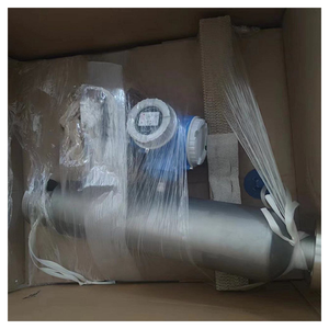 เครื่องวัดการไหลแบบโคริโอลิส Proline Promass 300 รุ่น 8I3B41- BBECACAFAACAABWAA2EBJAJBLALN ช่วงการวัดที่ปรับแต่งได้ 0 ถึง 6600 ปอนด์/นาที - Product Image 3