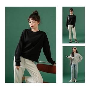 Pulls courts personnalisés vert et marron unis pour femmes, sweats à capuche et pulls ras du cou pour femmes, vente en gros - Product Image 2