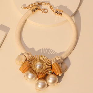 Kaimei 2025 joyería de moda elegante perla girasol colgante collar áspero cuerda collar hecho a mano perla gargantilla collares mujeres - Product Image 3