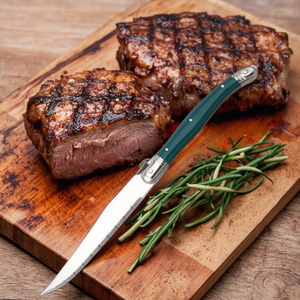 Best-seller <span class=keywords><strong>Couteau</strong></span> <span class=keywords><strong>à</strong></span> <span class=keywords><strong>steak</strong></span> de luxe OEM Laguiole <span class=keywords><strong>à</strong></span> lame dentelée avec <span class=keywords><strong>couteau</strong></span> de cuisine en ABS bleu foncé - Product Image 1