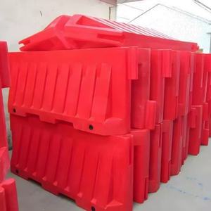 Trafik çarpışma önleme tesisleri iç<span class=keywords><strong>in</strong></span> plastik su dolu enjeksiyon çit atı yol bariyeri - Product Image 6