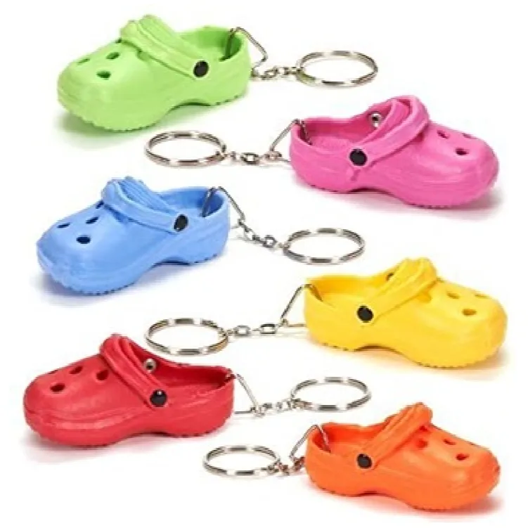 High Quality Cute Shoe Slipper Keychains Key Chain Clog Sandal Party Favors Key Chains Croc Keychain Silicone