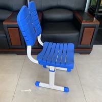 Ensemble de bureaux et chaises d'école les plus vendus, durables et résistants aux rayures, avec structure en acier pour étudiants