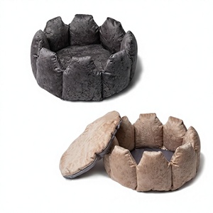 เตียงสัตว์เลี้ยงผ้า Crown Petite - Product Image 1