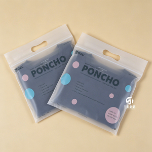 Custom Size CPE Plastic Shopping Bag with Zipper and Handle for Packaging Clothing and Socks - Product Image 6