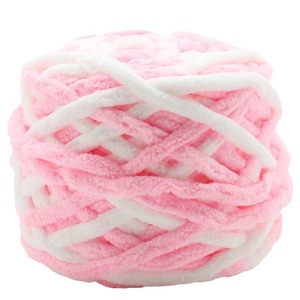 Gorro, Pantuflas, Alfombrillas y Guantes de Lana Coral Tejidos con Hilo de Chenilla Grueso y Suave de Alta Tenacidad de Rayón/Poliéster - Product Image 1
