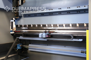 Máquina dobladora de servo CNC multifuncional personalizada, prensa plegadora hidráulica para chapa metálica - Product Image 4