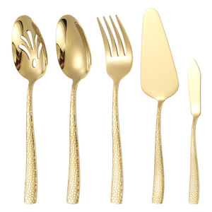 Juego de Cubiertos de Acero Inoxidable de 13 Piezas con Textura Martillada, Cuchara para Servir, Tenedor, Cuchara para Salsas, Espátula para Pizza, Esparcidor de Aceite, Estilo Occidental - Product Image 5