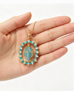 Collier pendentif Notre-Dame de Guadalupe en laiton plaqué or 18 carats avec zircon cubique bleu marquise, bijoux religieux catholiques Vierge Marie, vente en gros - Product Image 4