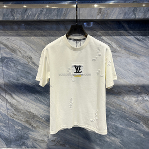 T-shirt da uomo di lusso in cotone a maniche corte, nuovo modello primavera estate, stile casual confortevole con ricamo e foro, peso 220 grammi - Product Image 4