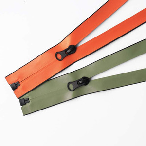 Suministro Directo de Fábrica # 5 # Cremallera de nailon impermeable de 8 hilos con extremo abierto de PU/TPU/PVC, cremallera impermeable de material resistente. - Product Image 3