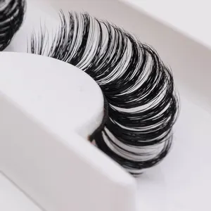 Yiernuo Aangepaste Valse Wimper Faux Nertsen 14Mm D Krullen Knipoog Gevleugelde Russische Wimper Extensions Met Custom Lash Doos