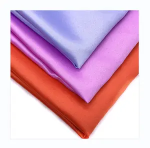 Charmeuse saten streç kumaş Polyester saten kumaş elbise için sutyen Polytricot kumaş için