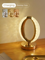 Veilleuse de chambre à coucher moderne en cristal de luxe Lampe de chevet à détection de courant alternatif avec atmosphère décorative avancée Chargement simple